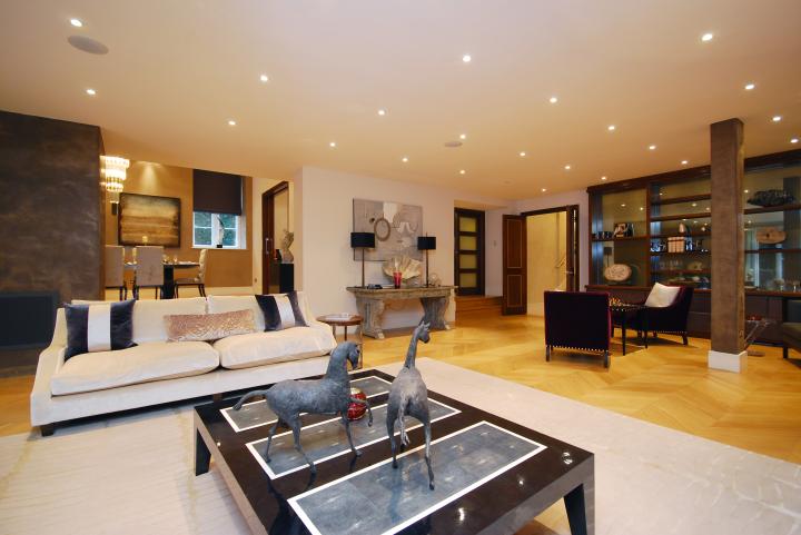 Enchanting apartment e28093 grosvenor square mayfair