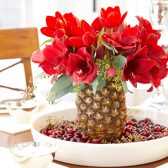 How to Make the Prettiest Christmas Flower Arrangement