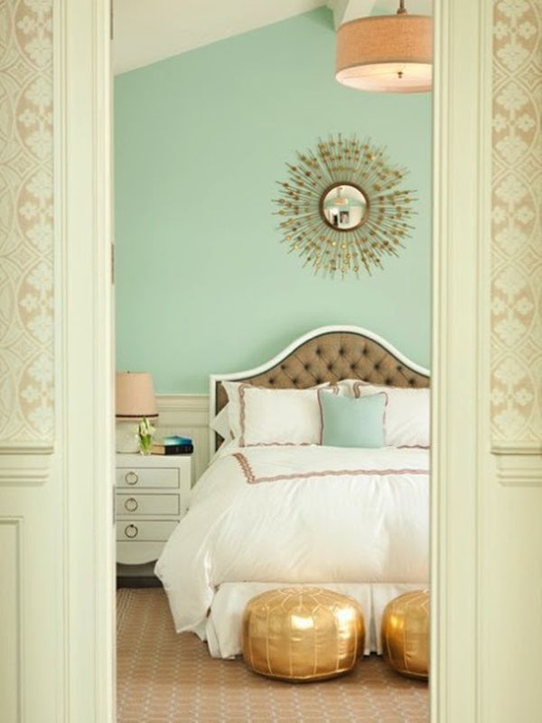 decorating a mint green bedroom: ideas & inspiration