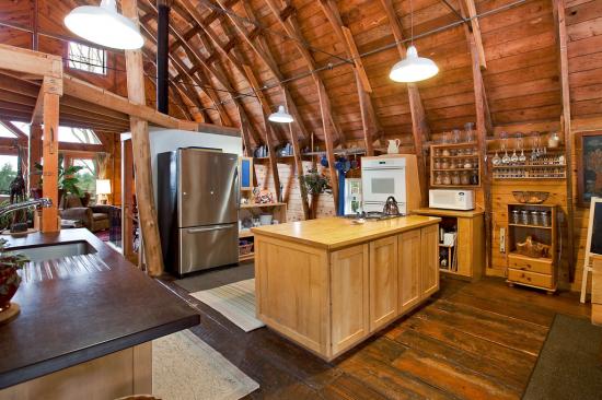 11 Amazing Old Barns Turned Into Beautiful Homes