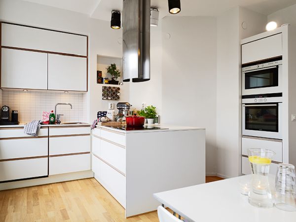 High ceiling swedish kitchen