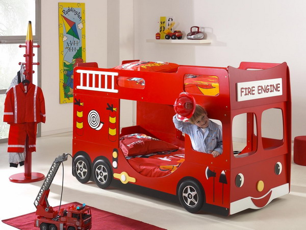 A fire fighter truck bed will make your kid feel like a hero