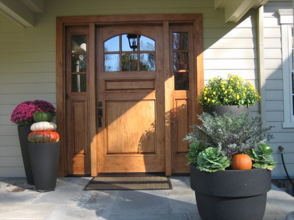 Front door flowers pots