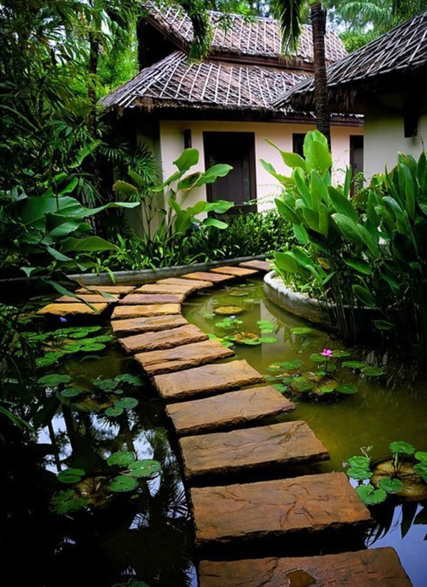 garden-water-walkway