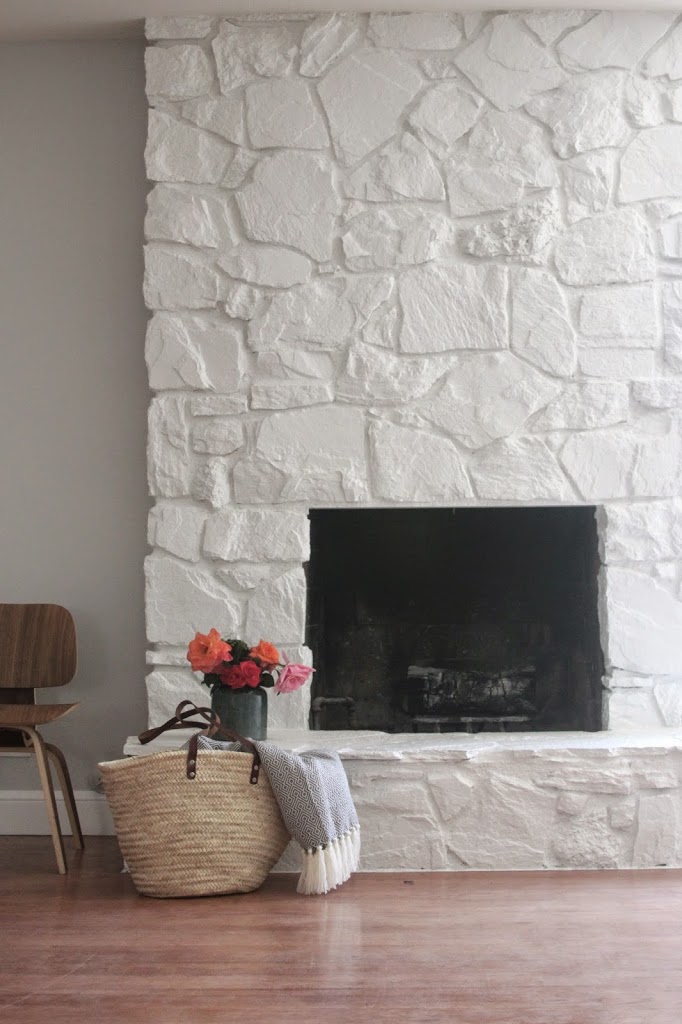 34 Beautiful Stone Fireplaces That Rock - Bring The Rusticity