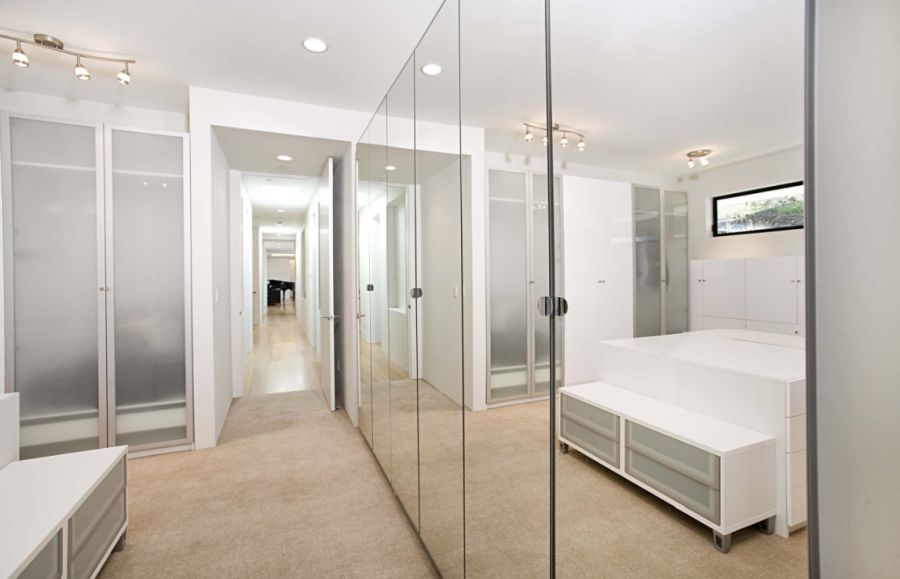 modern mirrored closet doors design ideas