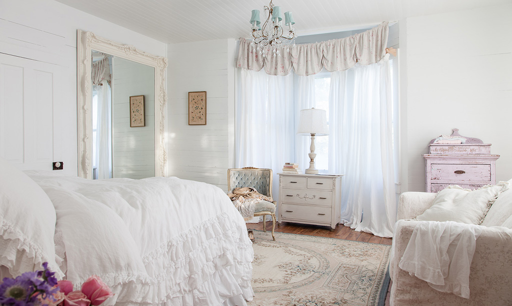 Shabby Chic Bedroom.