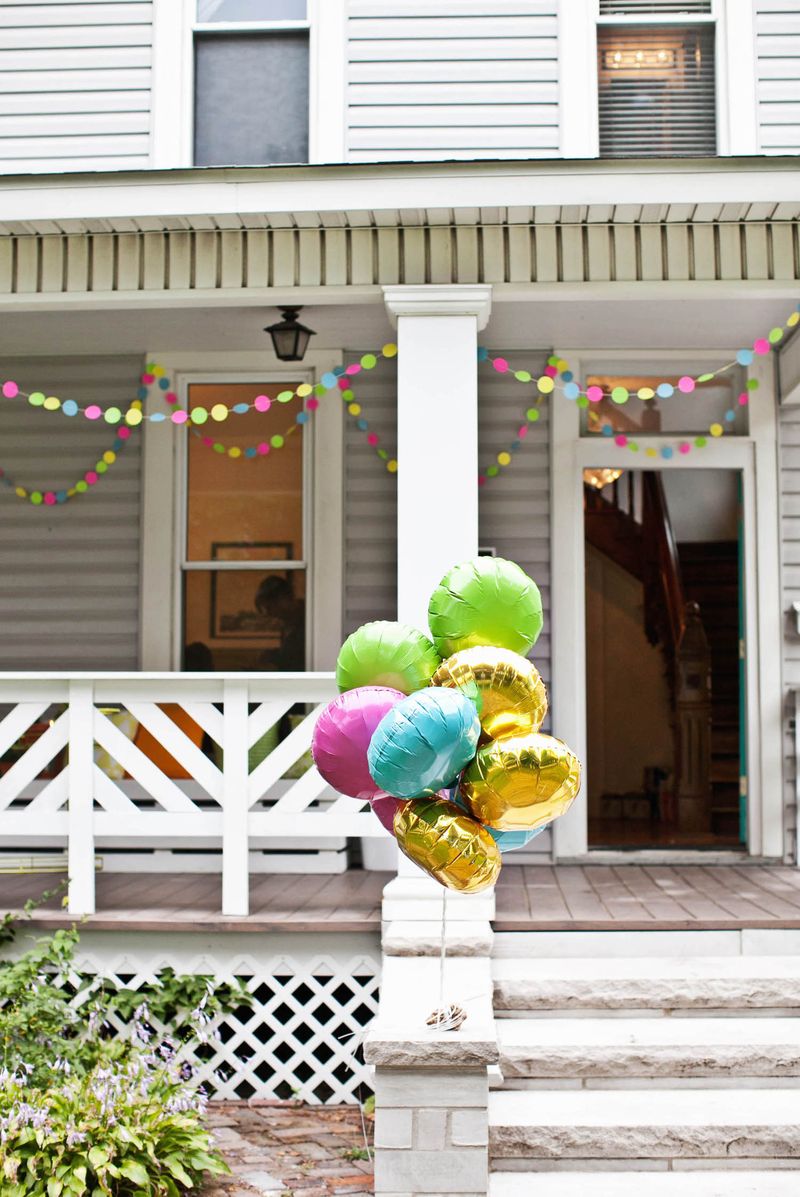 Creating A Housewarming Party With DIY Decorations