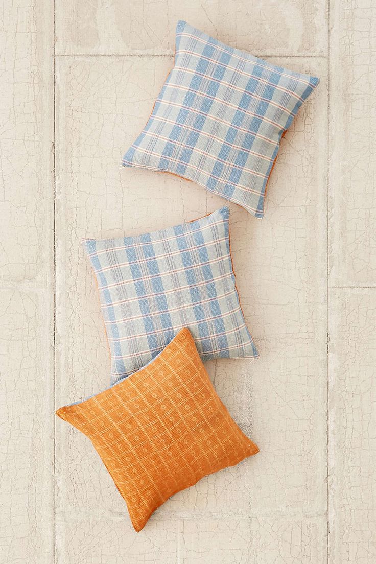 9 Beautiful Fall Pillows Selected Just for You! - Happy Happy Nester