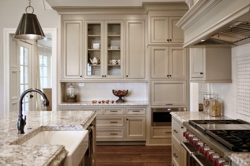 dark taupe kitchen wall