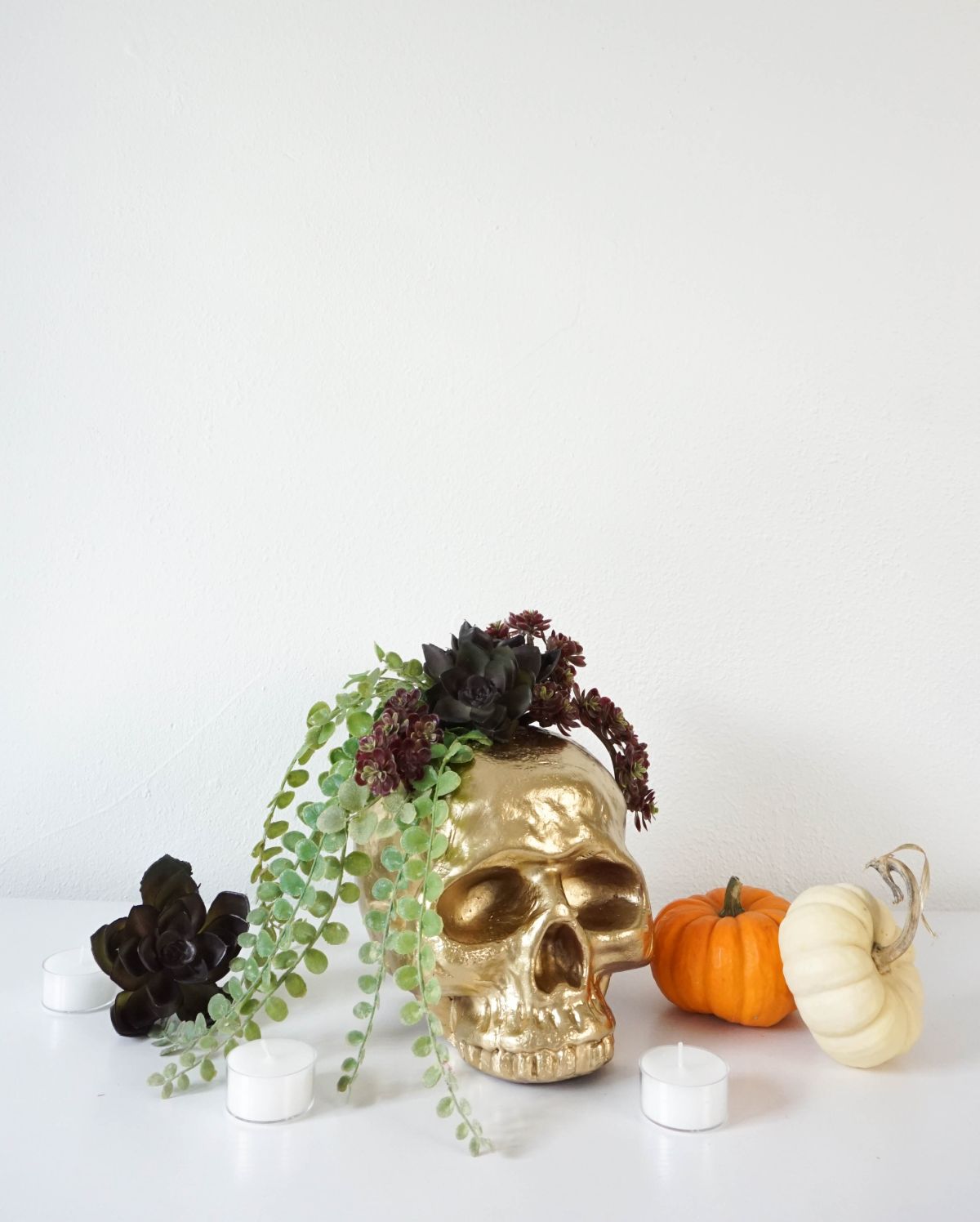 DIY Gilded Skull Vase