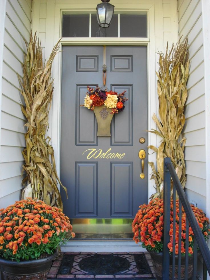 Frame Your Front Porch Entryway in Fall Decor