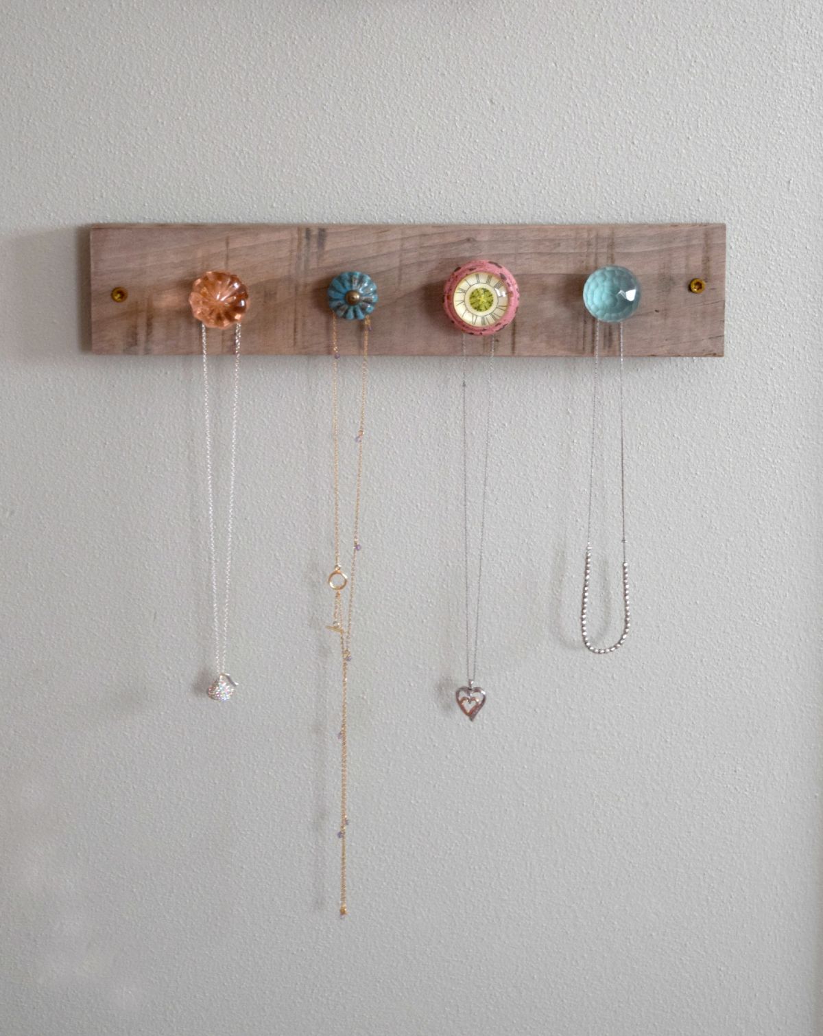 Quick DIY Hanging Jewelry Organizer