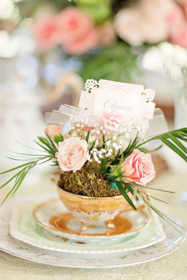 Flower teacup place card