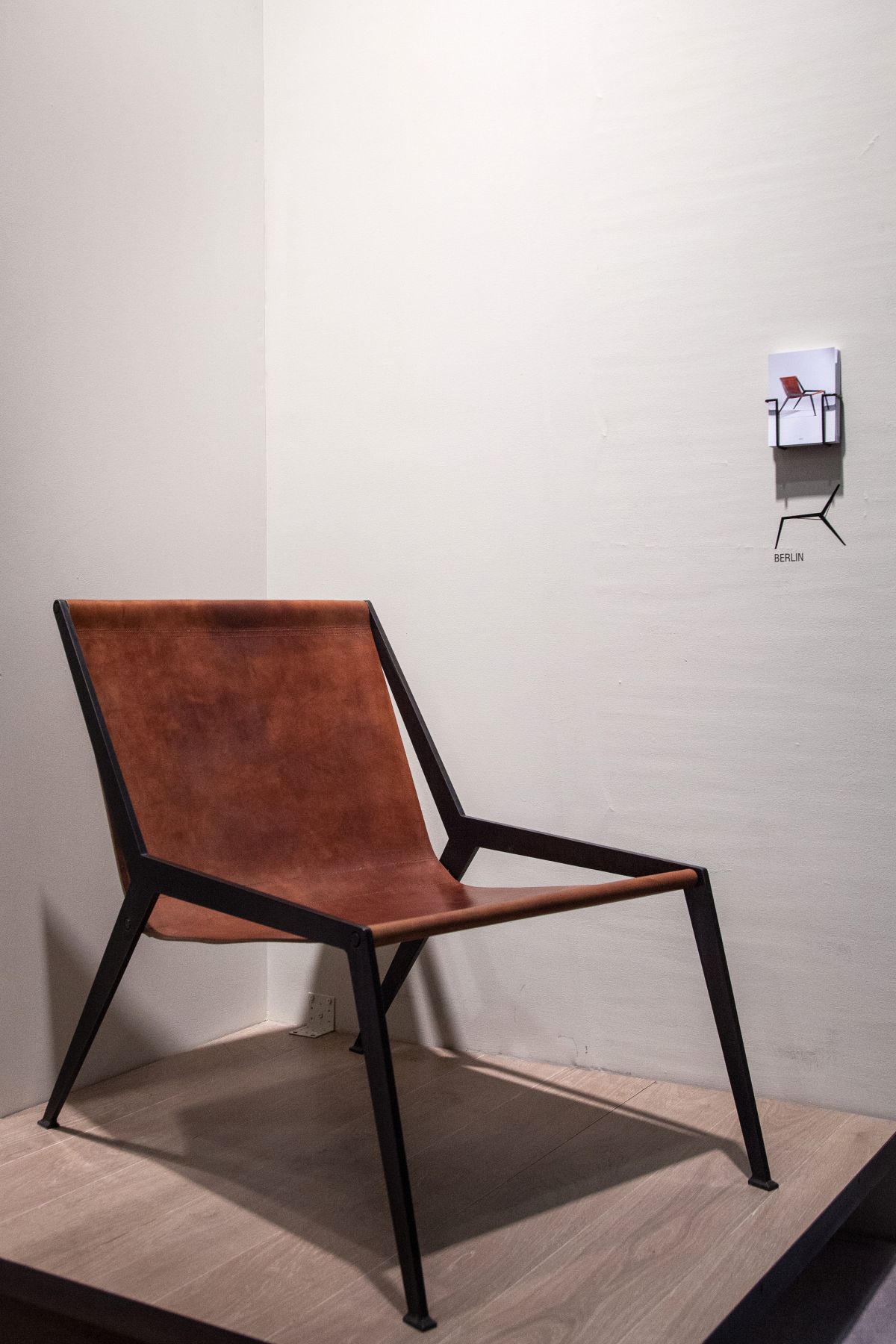 Berlin Leather Seat Modern Chair