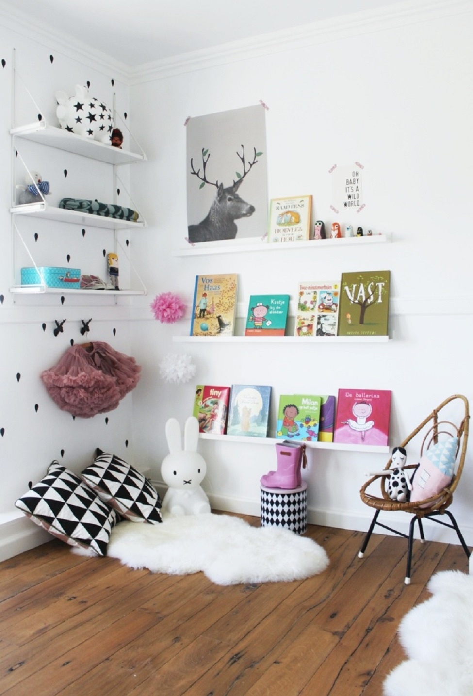 Scandinavian reading nook