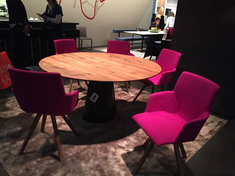 Pink chairs and round table