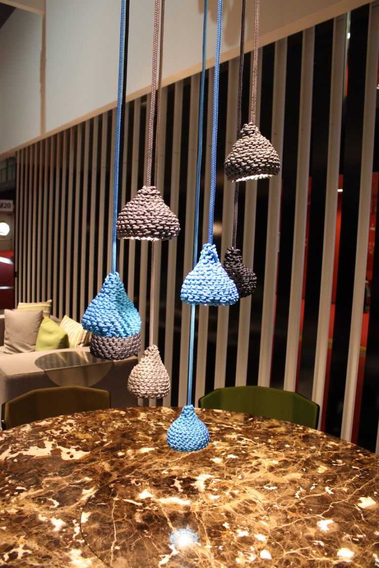 Hanging pendant lamps