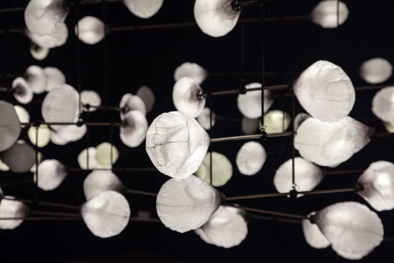 london-design-biennale-kinetic-light-sculpture