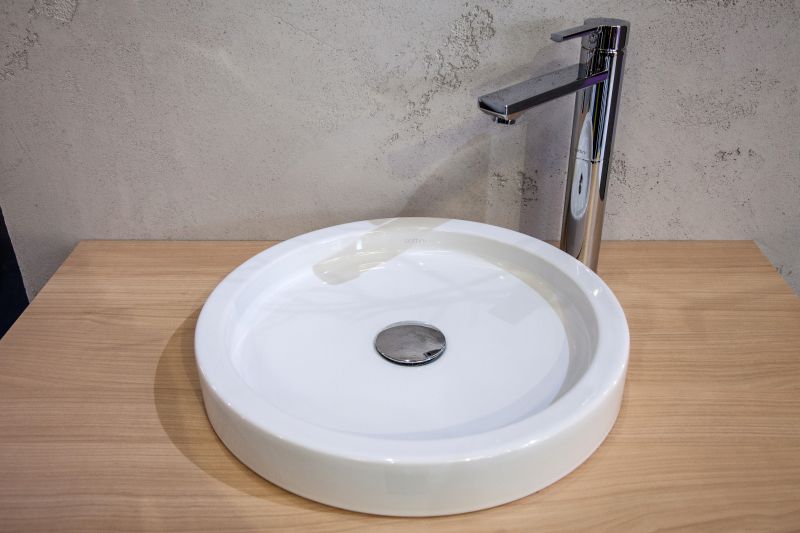 stirone-round-flat-wash-basin-design