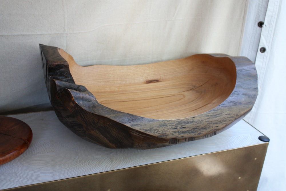 Wooden wash basin