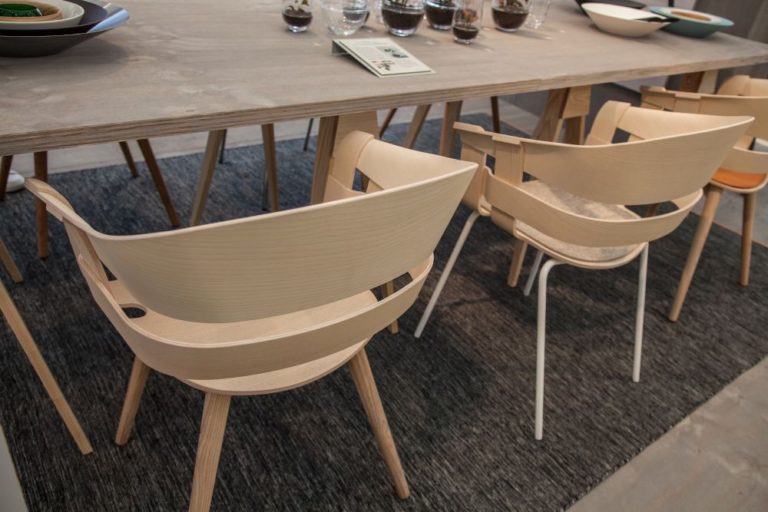 Modern Chairs Always Great To Have Around