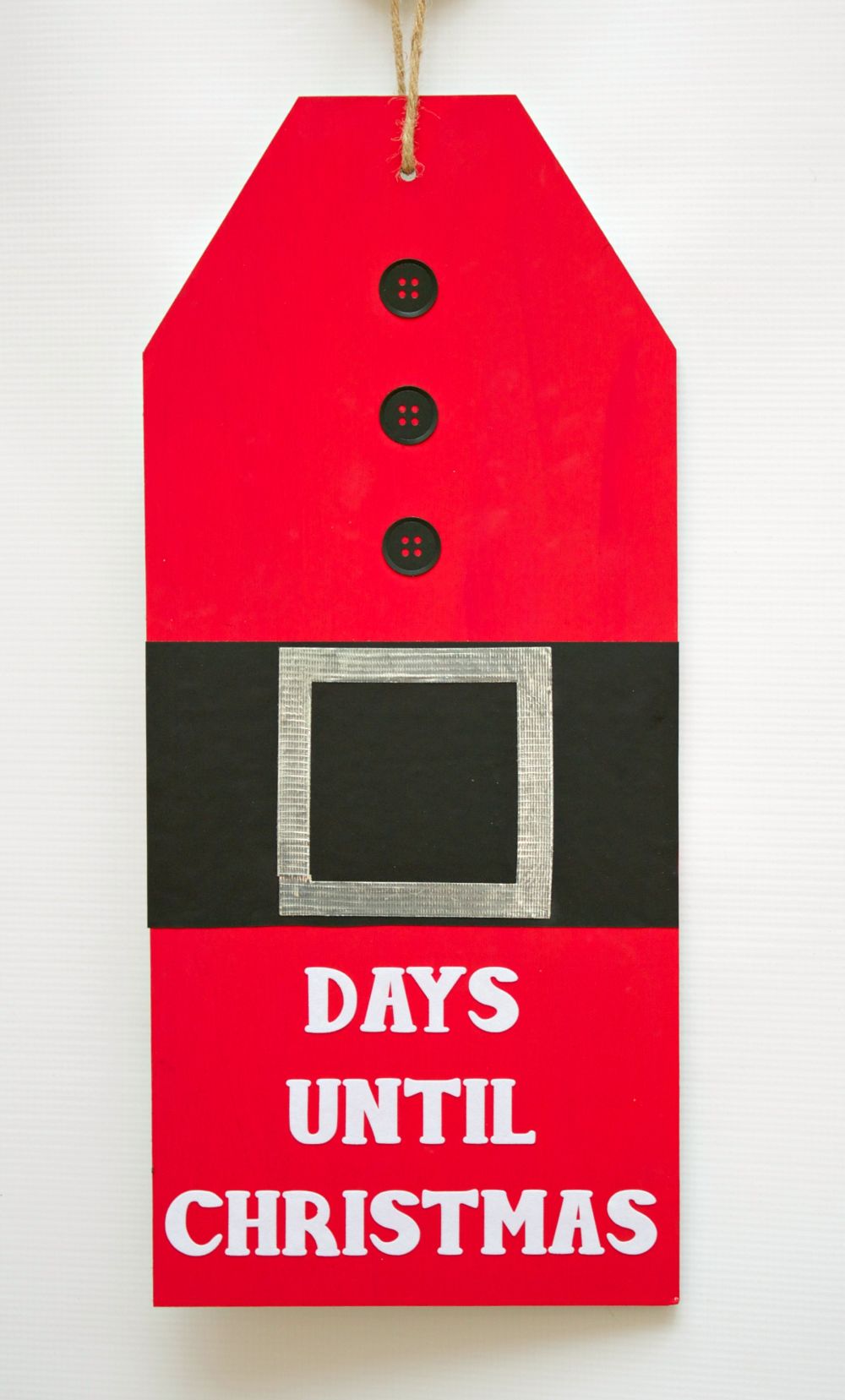 Giant Christmas Countdown Tag Hang