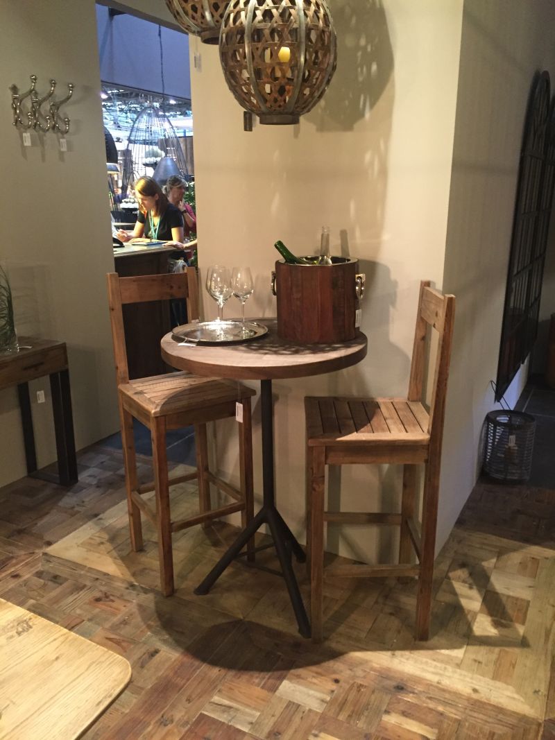 Featured image of post Small Tall Dining Table : Dining tables and chairs are no longer just one height.