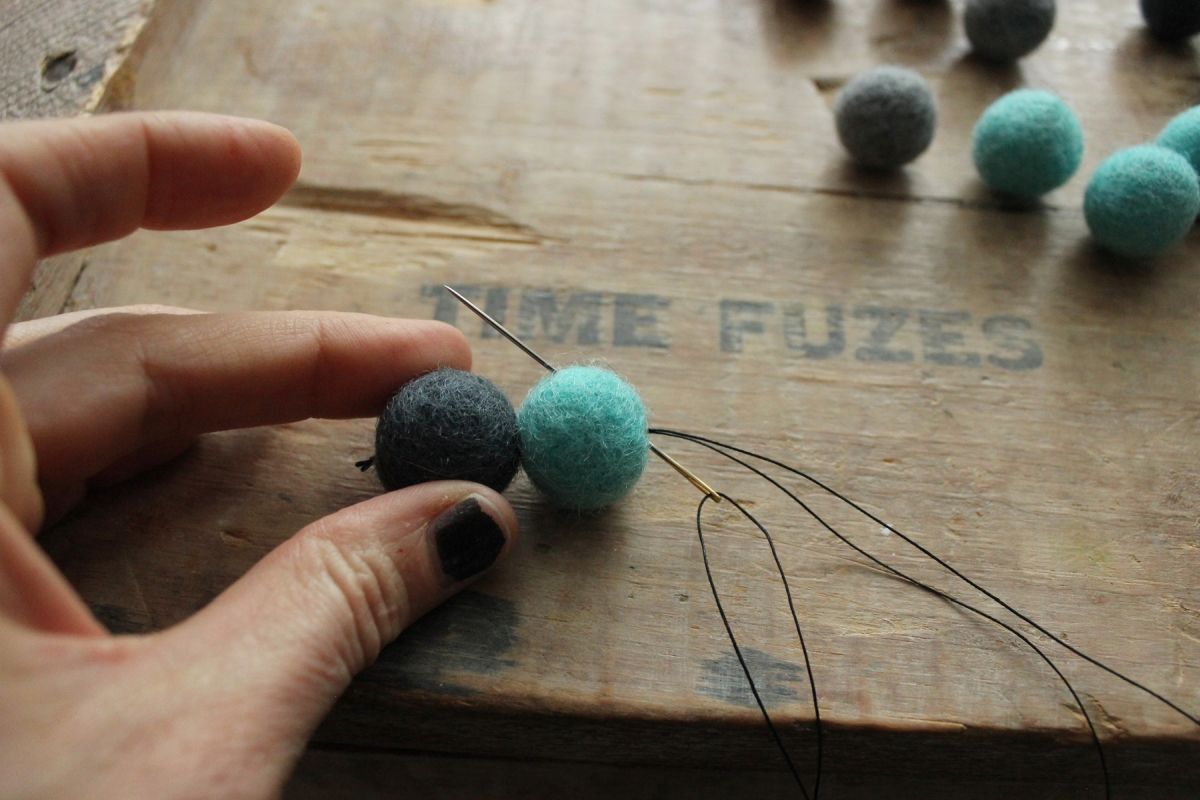 diy felt balls