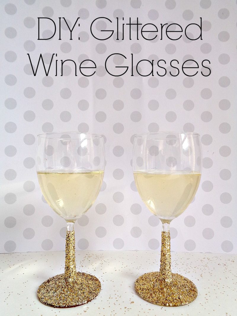 DIY Glitter Wine Glasses For New Year’s Eve
