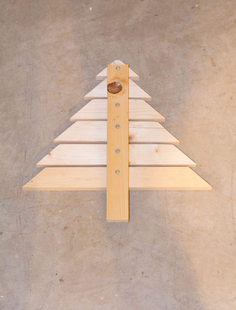 Modern Wood Christmas Tree DIY Built It