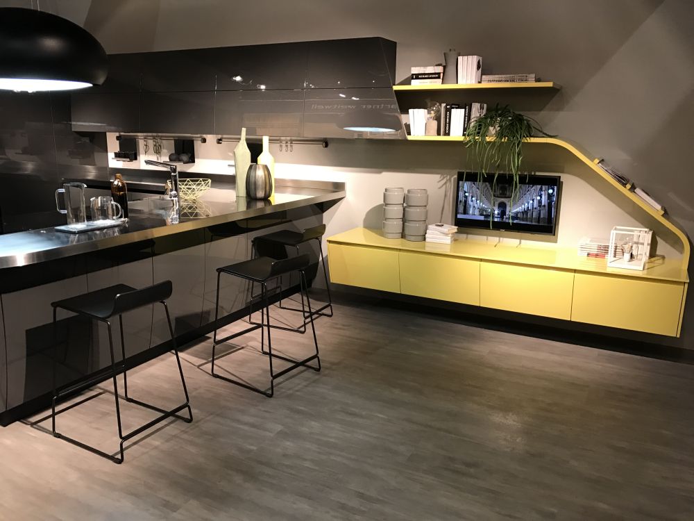 Lacquered kitchen design with living room furniture and breakfast bar grey and yellow