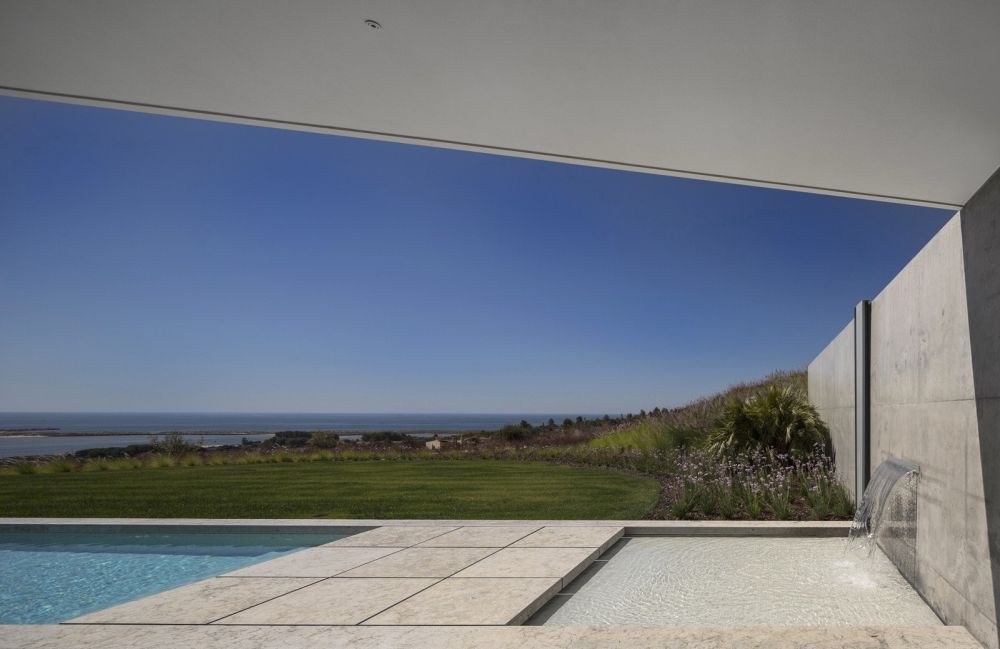 Contemporary house with wall water feature cascade