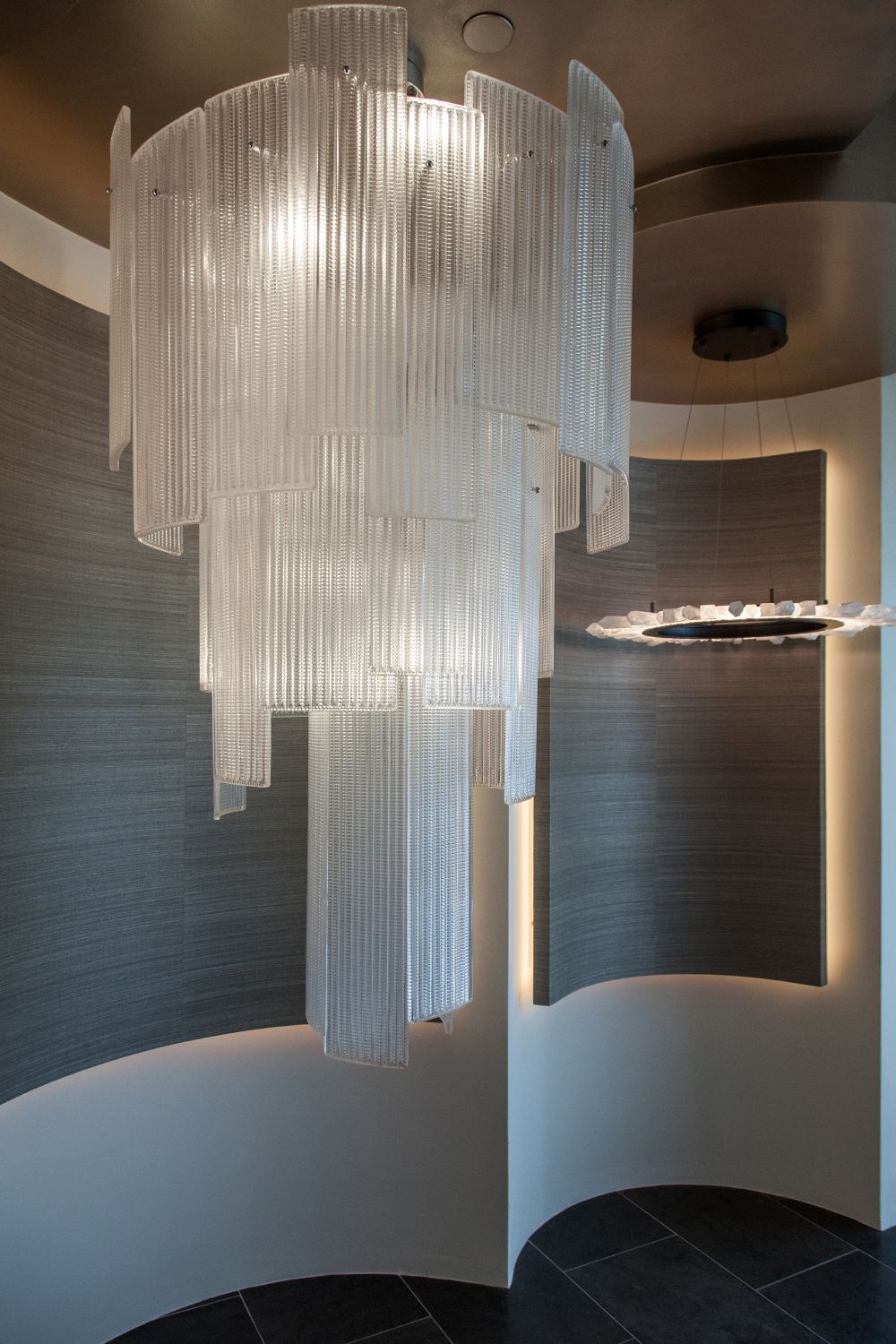 Champs elysees chandelier clear crystal with a luxury touch