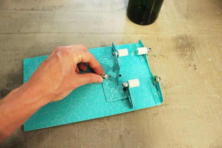 Bottle Cutter Animation Glass Bottle Cutter: Basic Tutorial and Product Reviews
