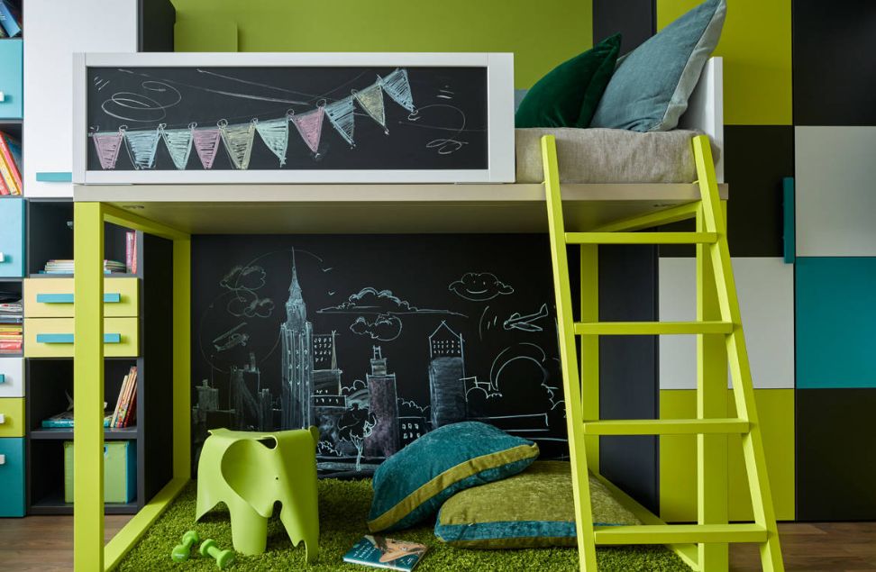 Green is a fun color and it's also neutral which makes it a good option for both girls' and boys' rooms