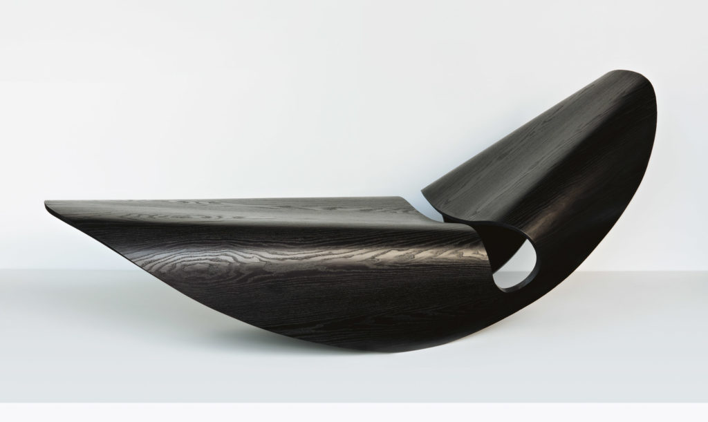 Modern Rocking Chairs – Where Innovation Meets Tradition - yardworship.com