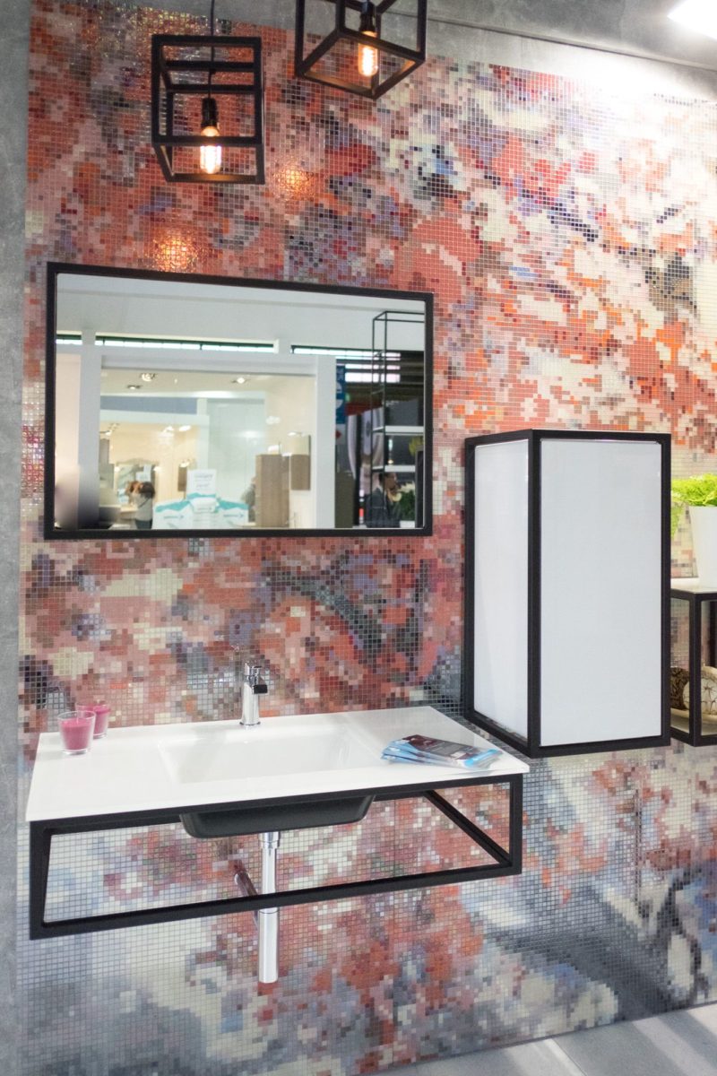 17 Creative Bathroom Tile Ideas to Take Your Space to the Next Level