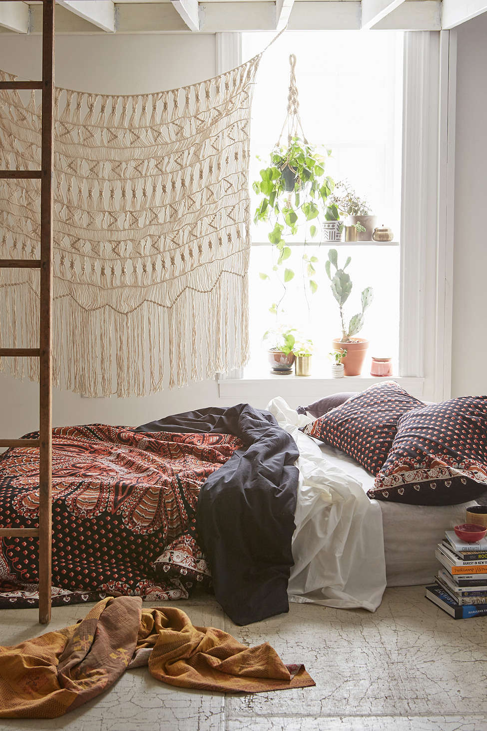 Simple Small Bedroom Boho for Living room