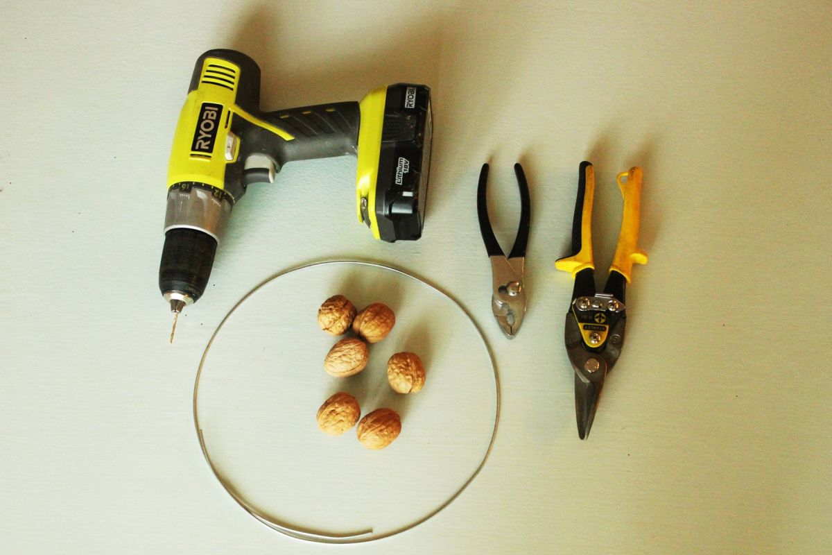 DIY Walnut Photo Holders