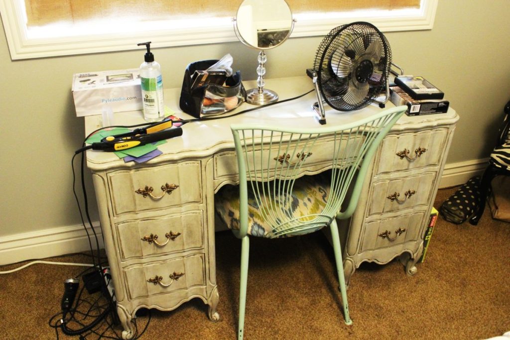 How to Declutter a Vanity