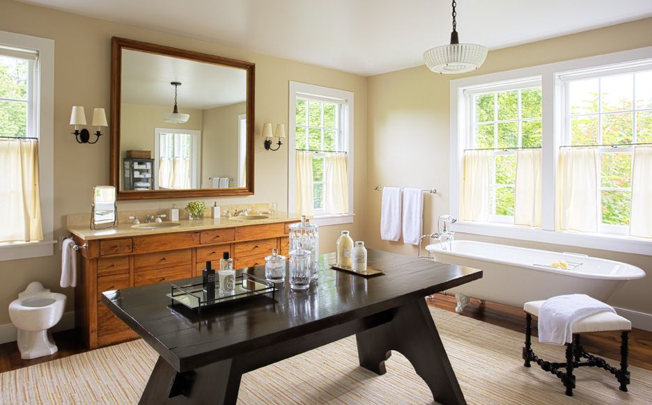 Farmhouse Master bath Shawn Henderson Design