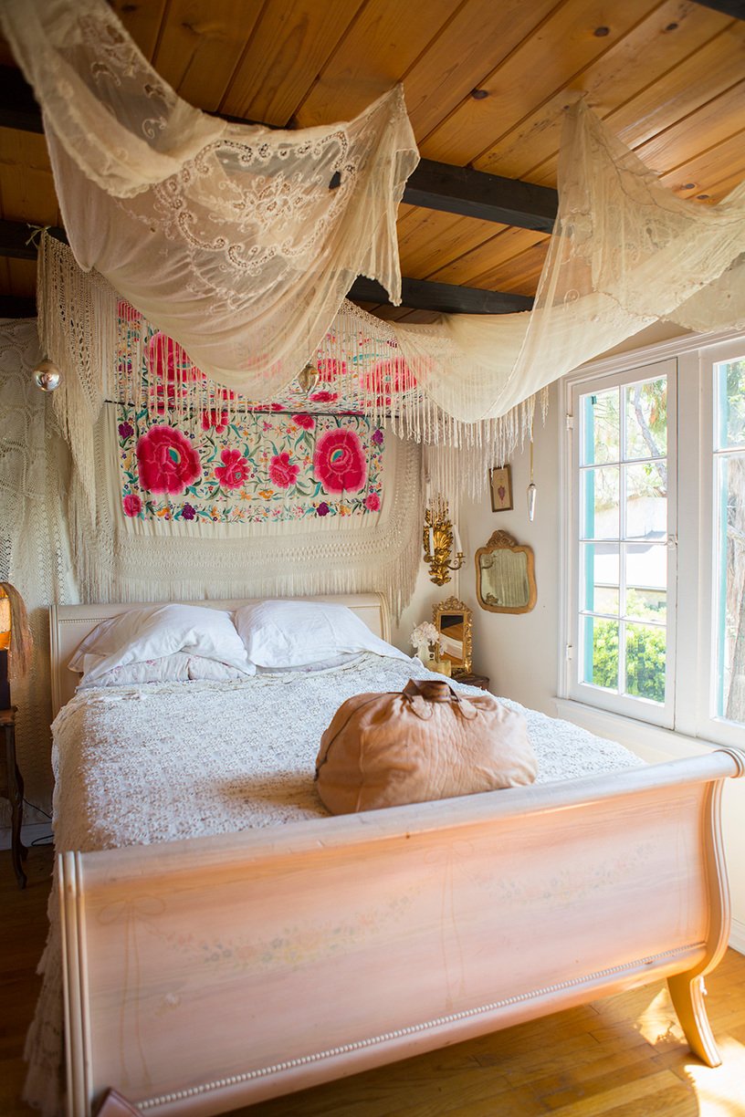 40 Bohemian Bedrooms To Fashion Your Eclectic Tastes After