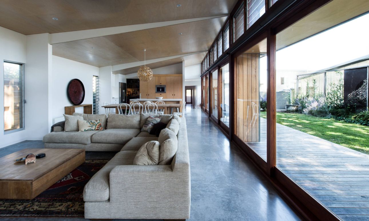 Living room with polished concrete floor in Aarhus