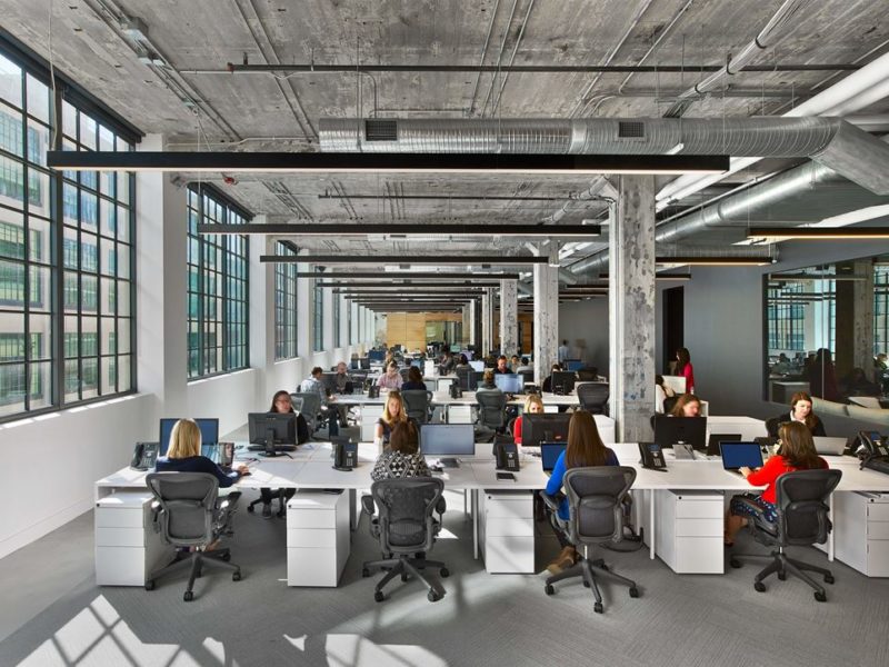 Open Working Environment Former Tobacco Factory Transformed into Innovative Office Space