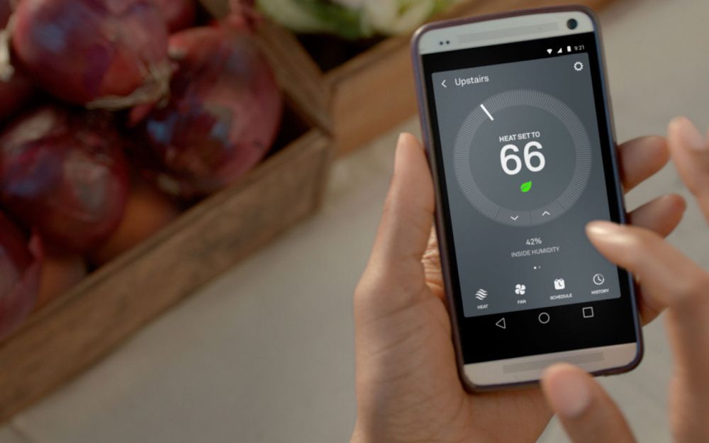 Carrier Cor 7 Day Programmable Wi Fi Thermostat with Energy