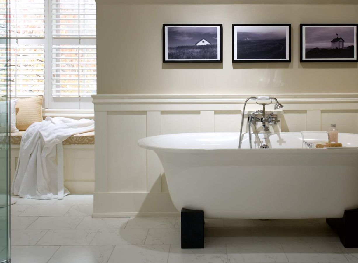 Bathroom Wainscoting What It Is And How To Use It