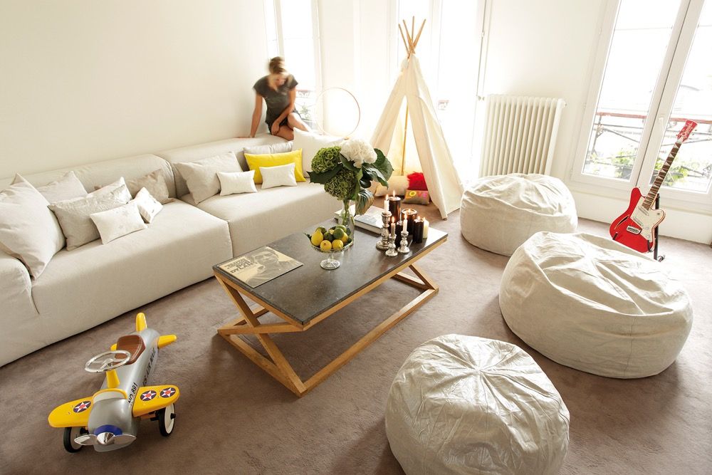 Minimal living with bean bag seating