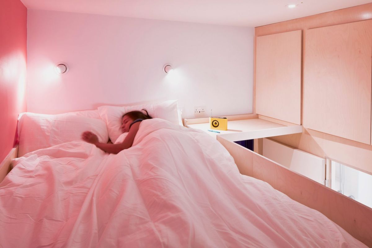 Ranaan Stern 15 square metres apartment - sleeping bed