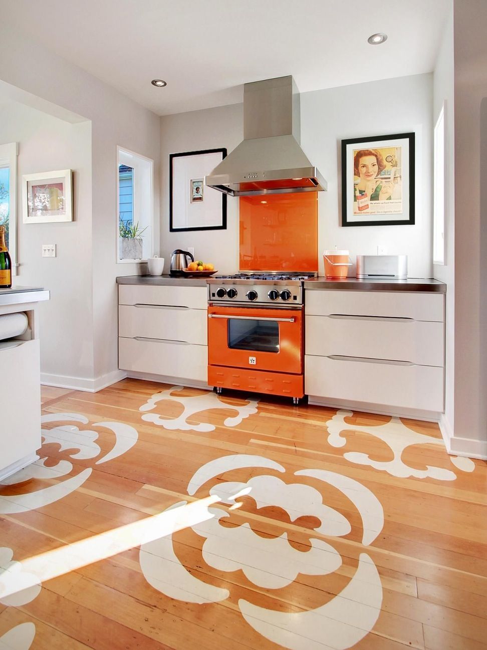 Unstained kitchen floor design